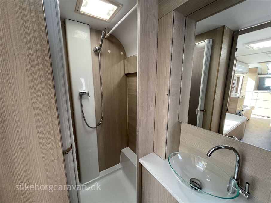Adria Adora 613 HT